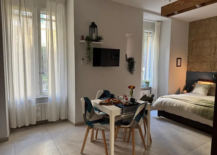 Mirea Apartments